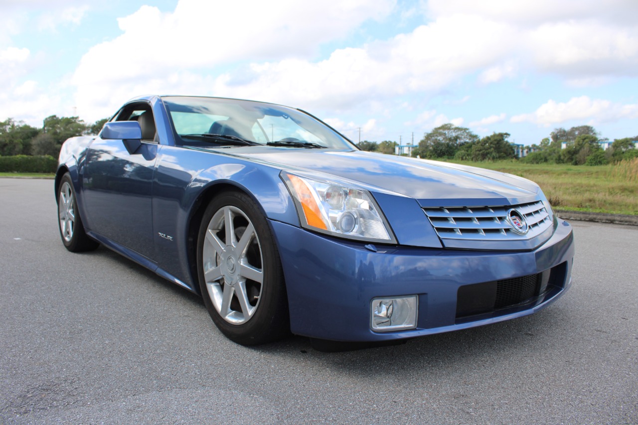 2005 Cadillac XLR 93