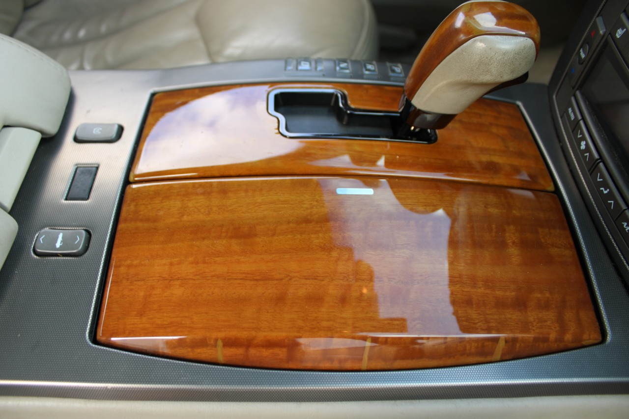 2005 Cadillac XLR 27