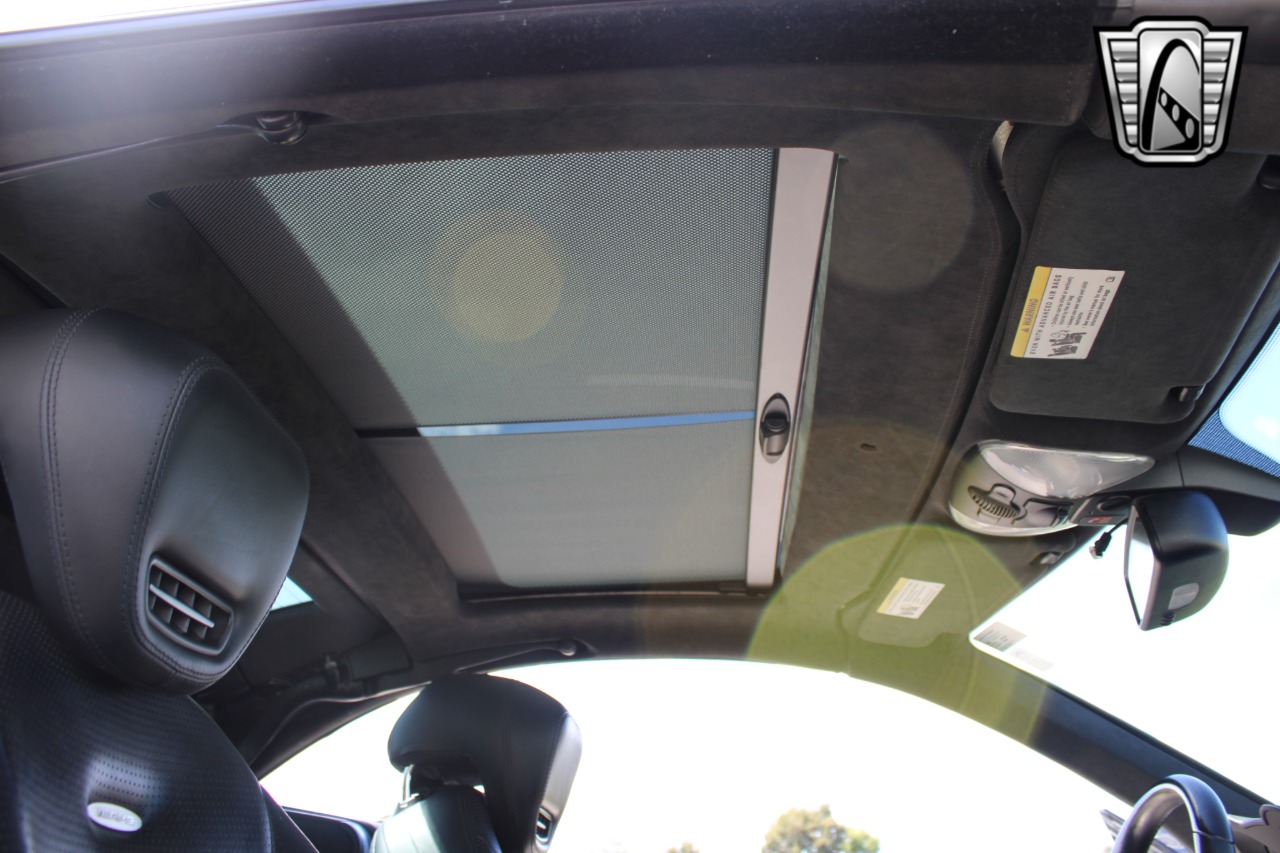 2011 Mercedes-Benz SL-Class 26