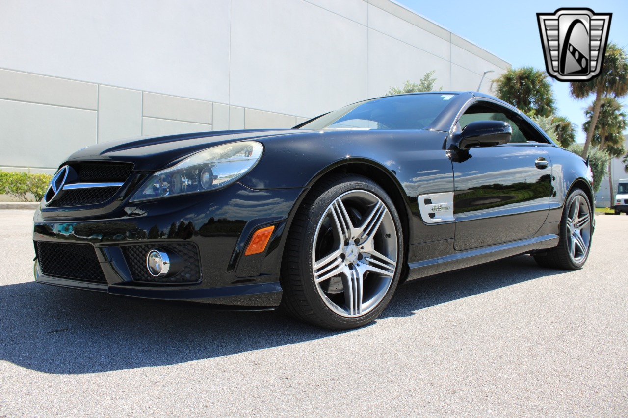 2011 Mercedes-Benz SL-Class 36