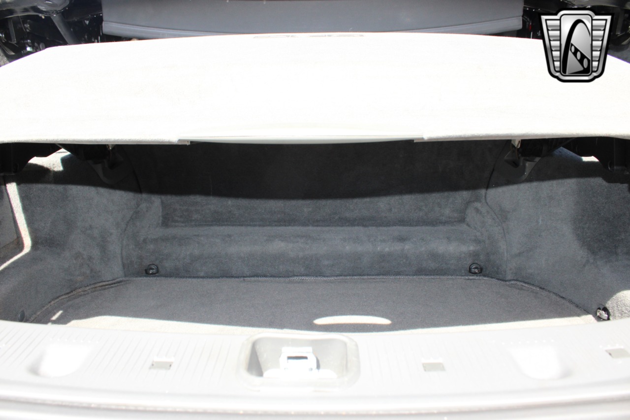 2011 Mercedes-Benz SL-Class 19