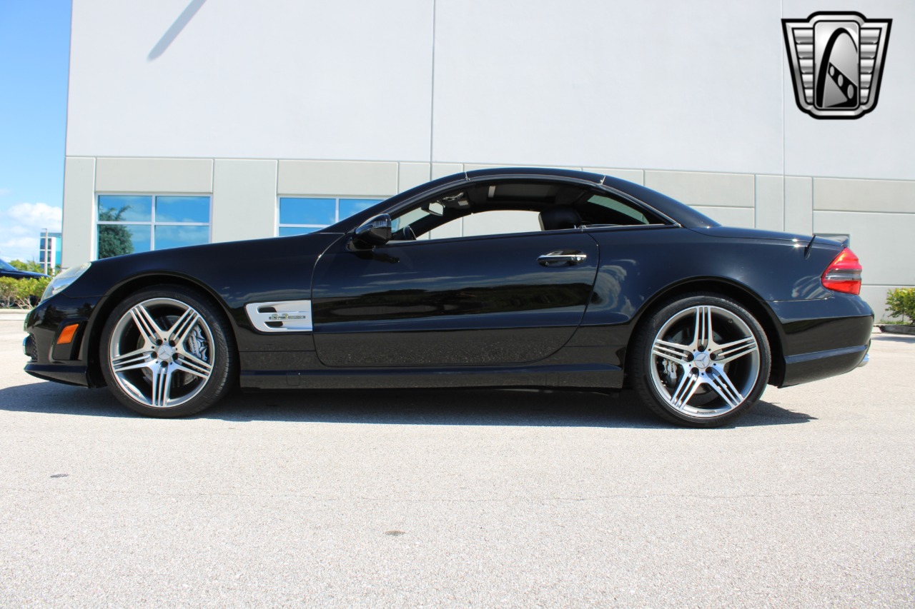 2011 Mercedes-Benz SL-Class 38