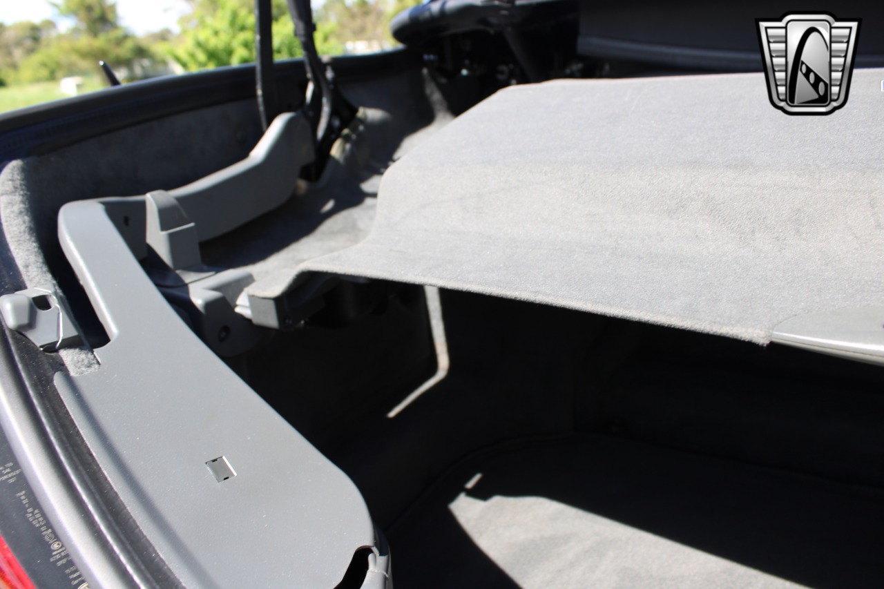 2011 Mercedes-Benz SL-Class 98