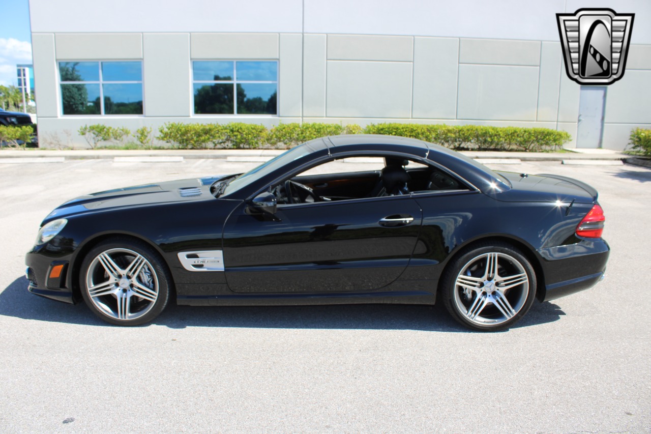 2011 Mercedes-Benz SL-Class 39