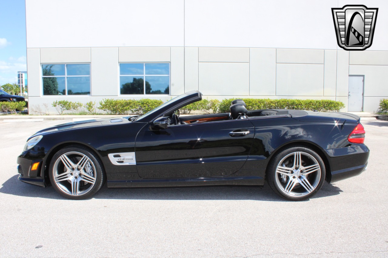 2011 Mercedes-Benz SL-Class 29