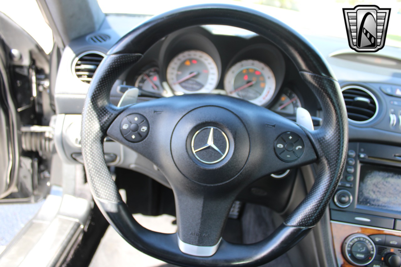2011 Mercedes-Benz SL-Class 22