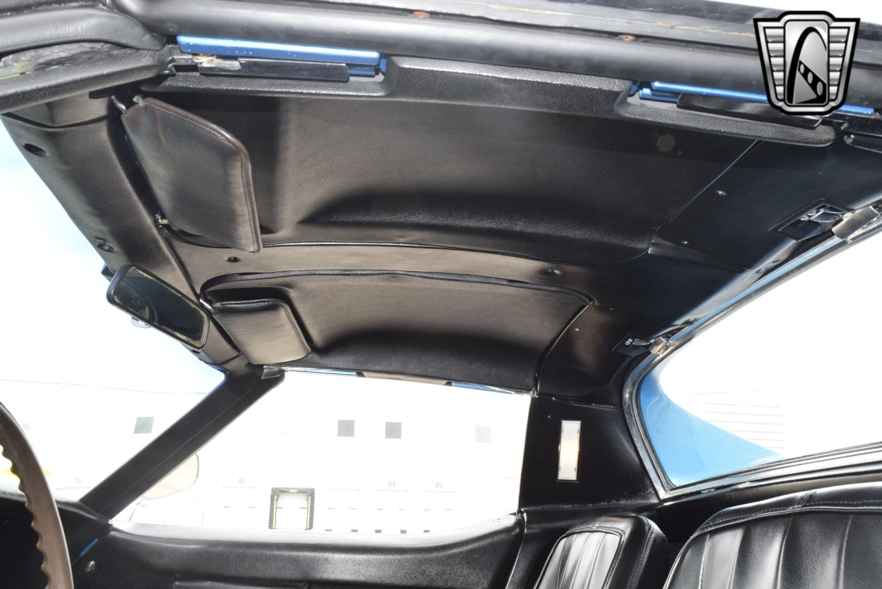 1968 Chevrolet Corvette 24