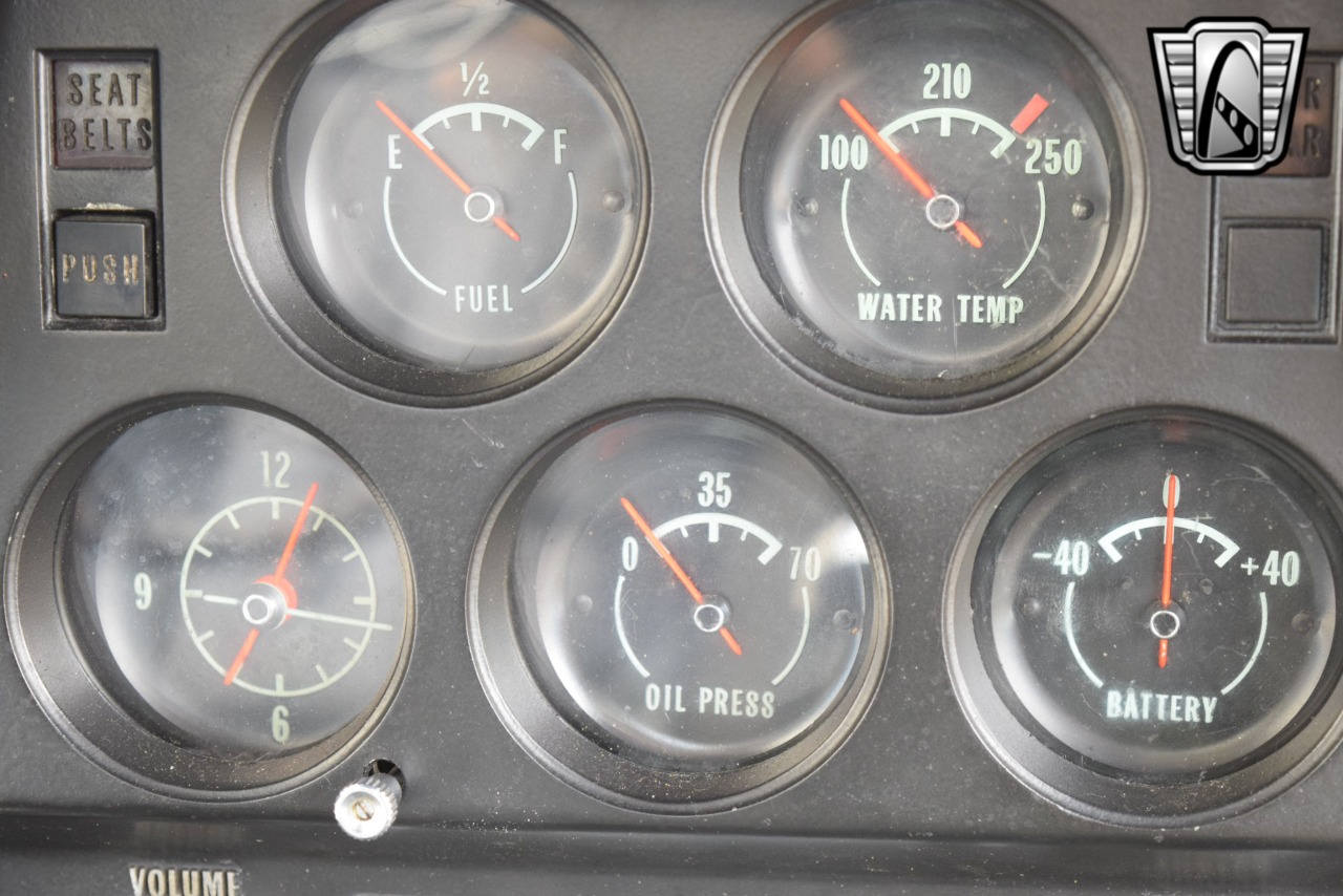 1968 Chevrolet Corvette 27