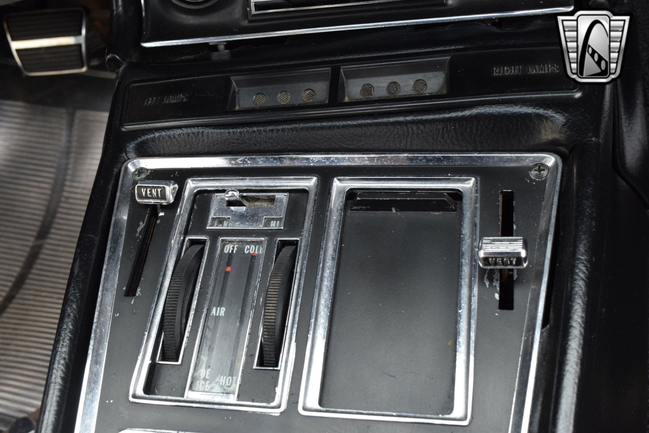 1968 Chevrolet Corvette 28