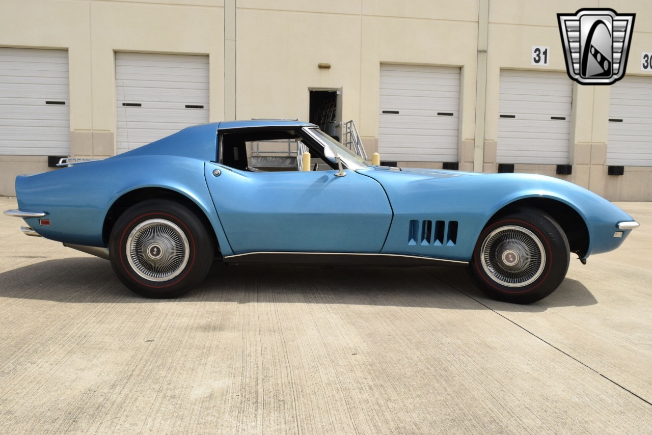 1968 Chevrolet Corvette 43