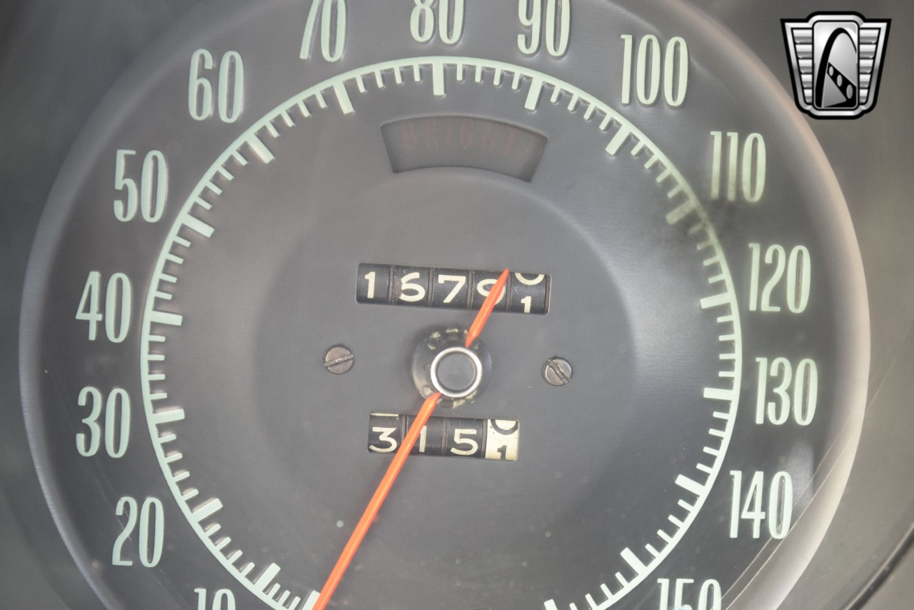 1968 Chevrolet Corvette 23