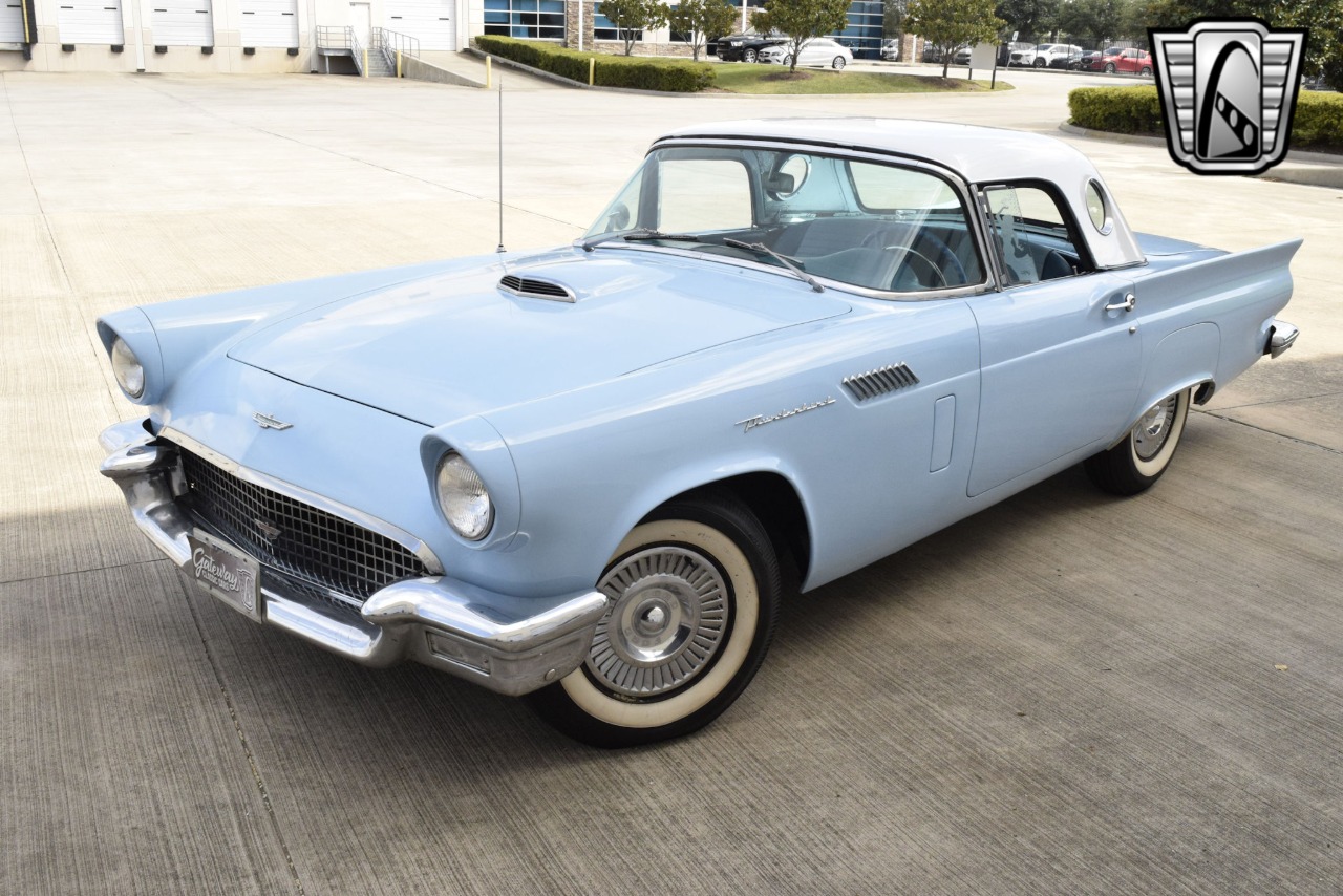 1957 Ford Thunderbird 58