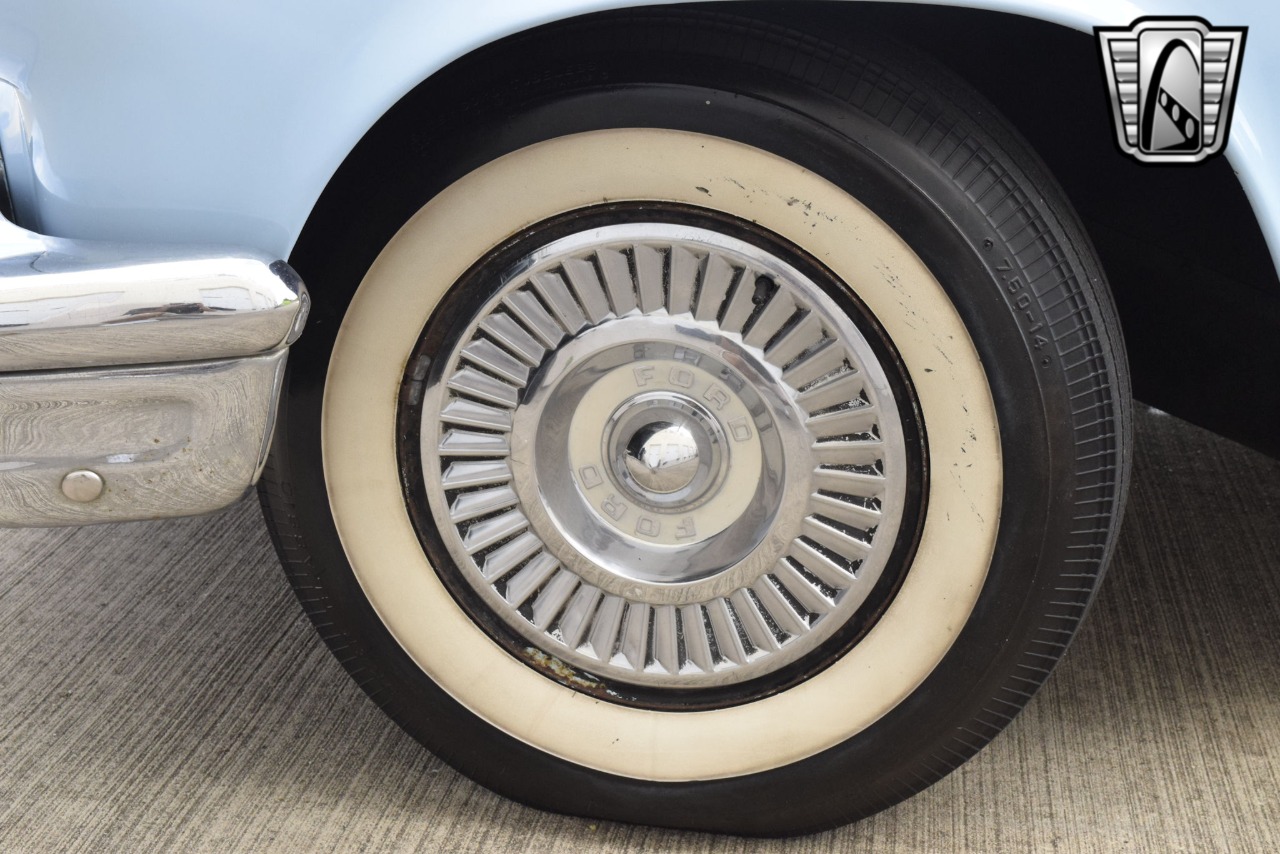 1957 Ford Thunderbird 60