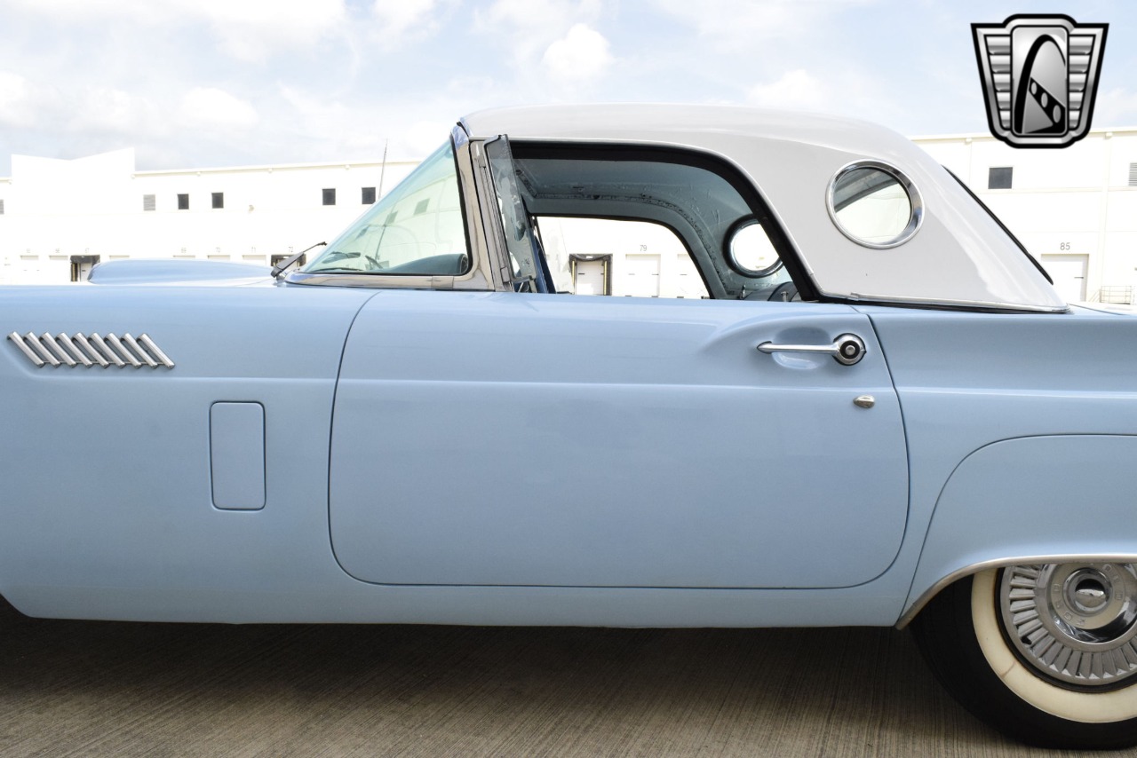 1957 Ford Thunderbird 62
