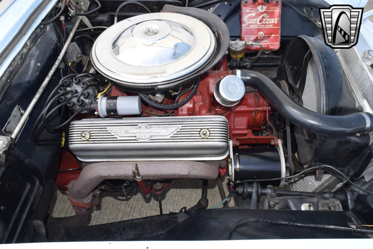 1957 Ford Thunderbird 21