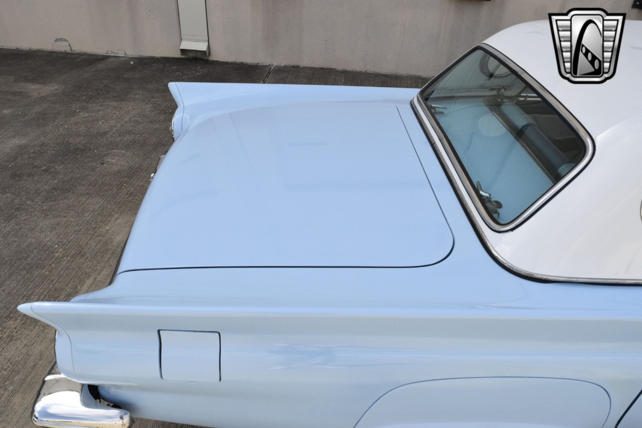 1957 Ford Thunderbird 70