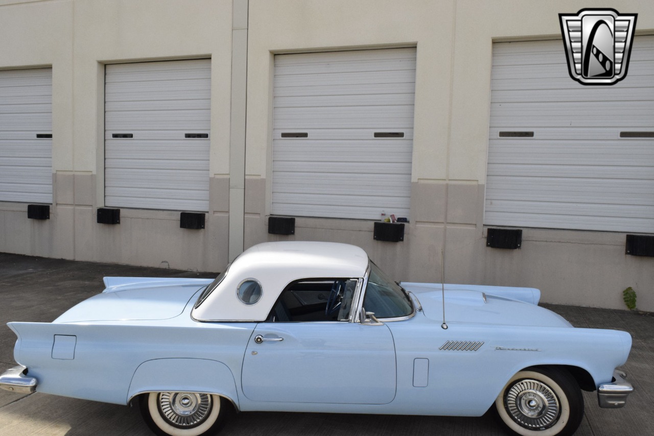 1957 Ford Thunderbird 50