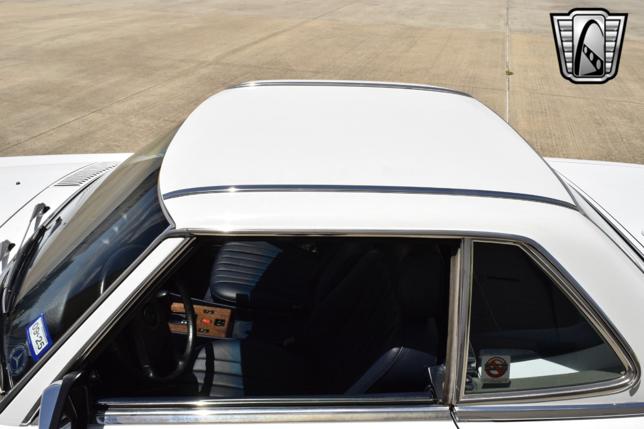 1987 Mercedes-Benz 560SL 74