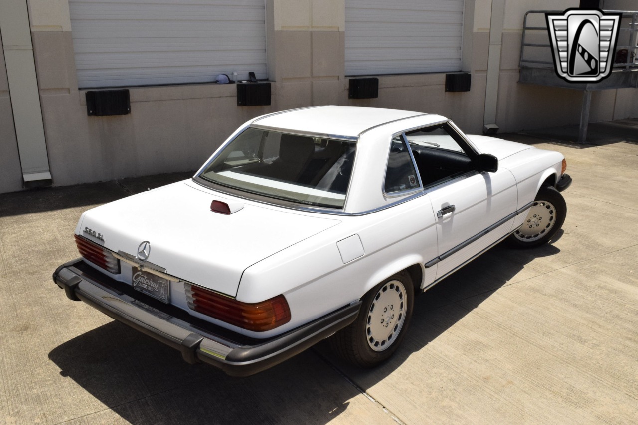 1987 Mercedes-Benz 560SL 58