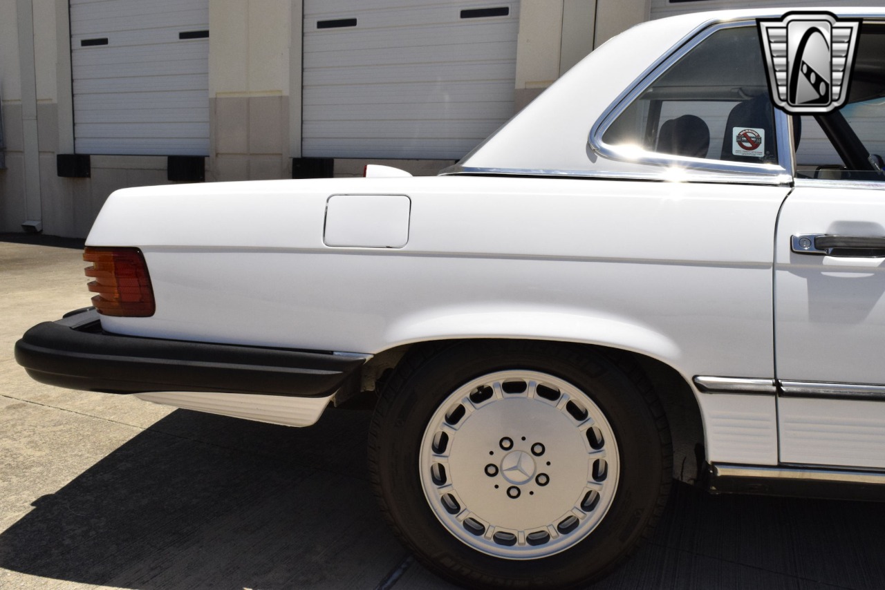 1987 Mercedes-Benz 560SL 13