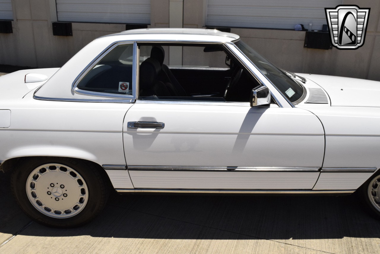 1987 Mercedes-Benz 560SL 82