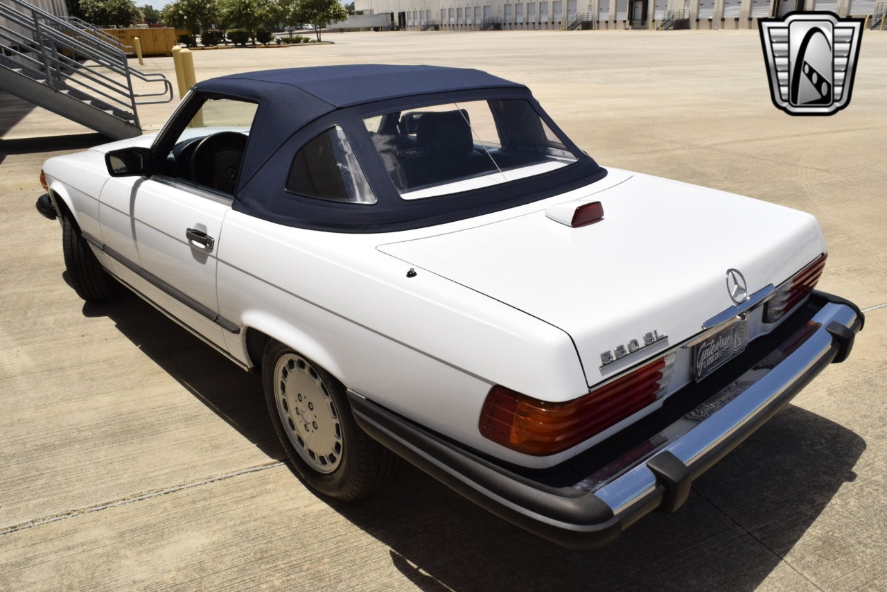 1987 Mercedes-Benz 560SL 4