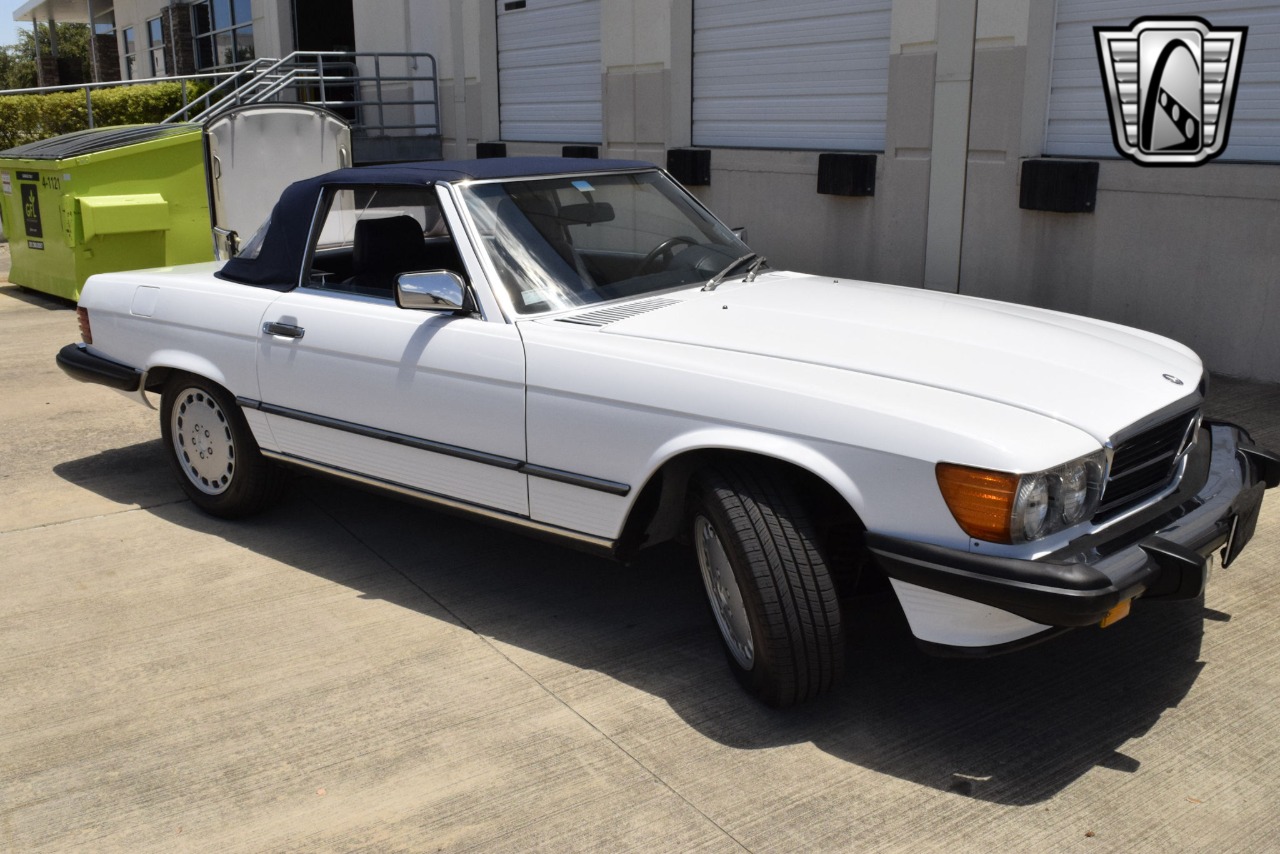 1987 Mercedes-Benz 560SL 49