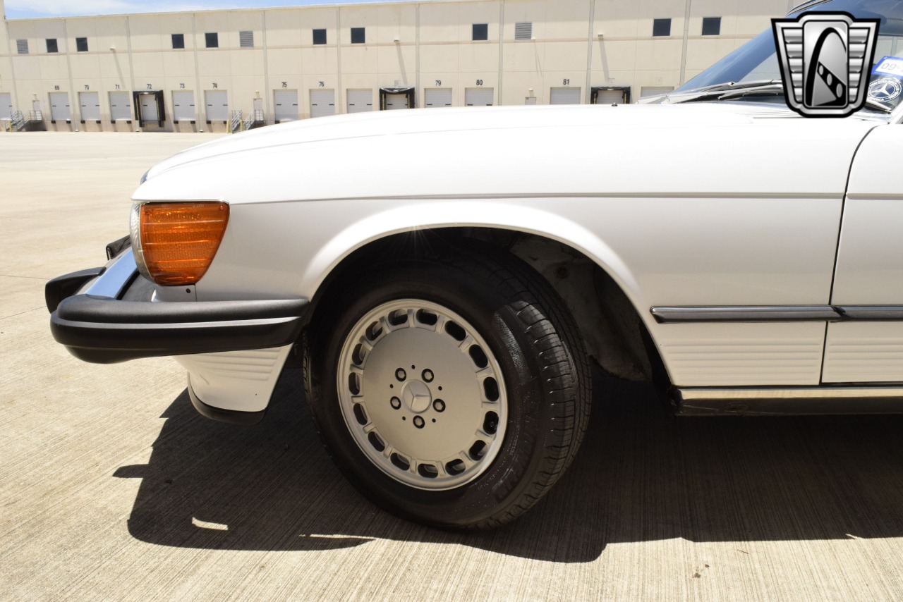 1987 Mercedes-Benz 560SL 71