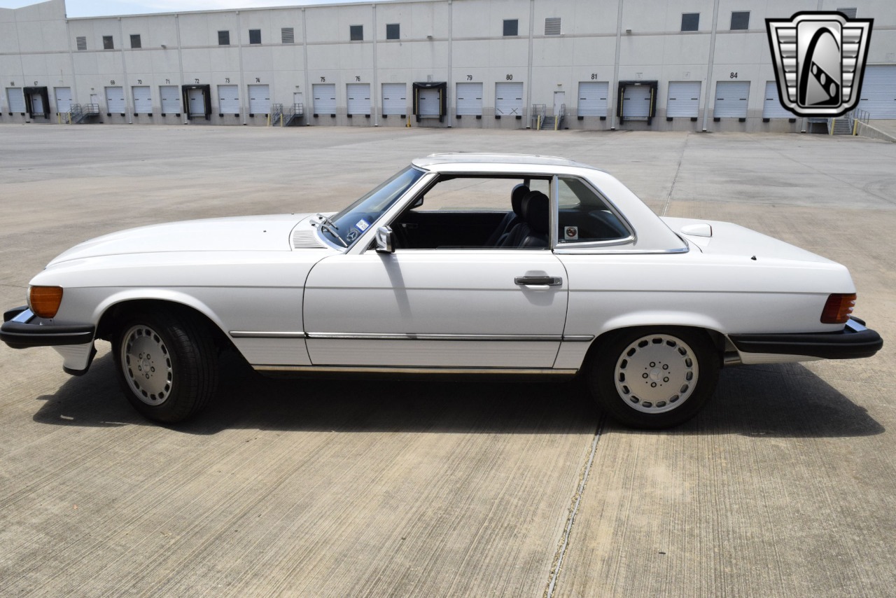 1987 Mercedes-Benz 560SL 51