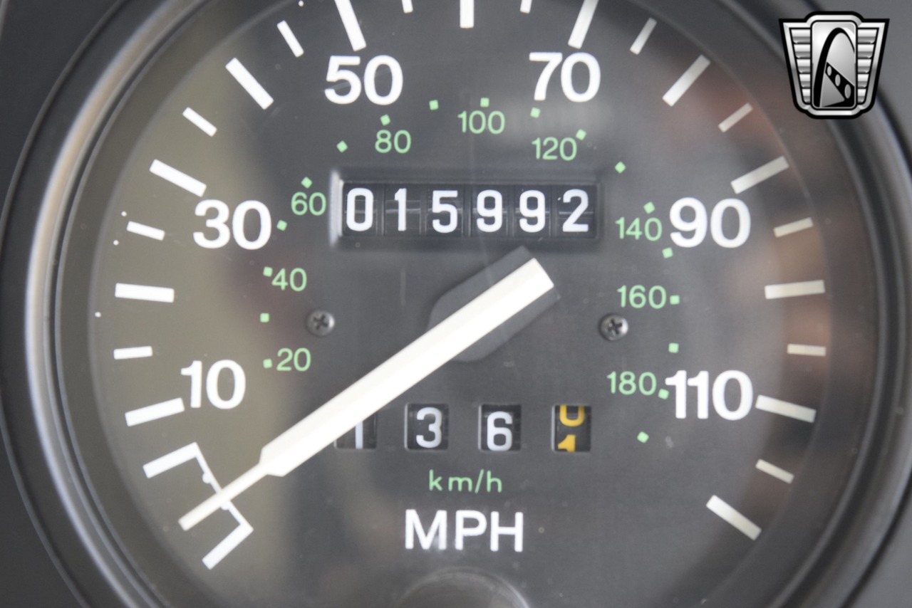 1997 Land Rover Defender 23