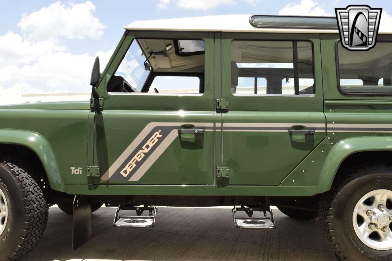 1997 Land Rover Defender 54