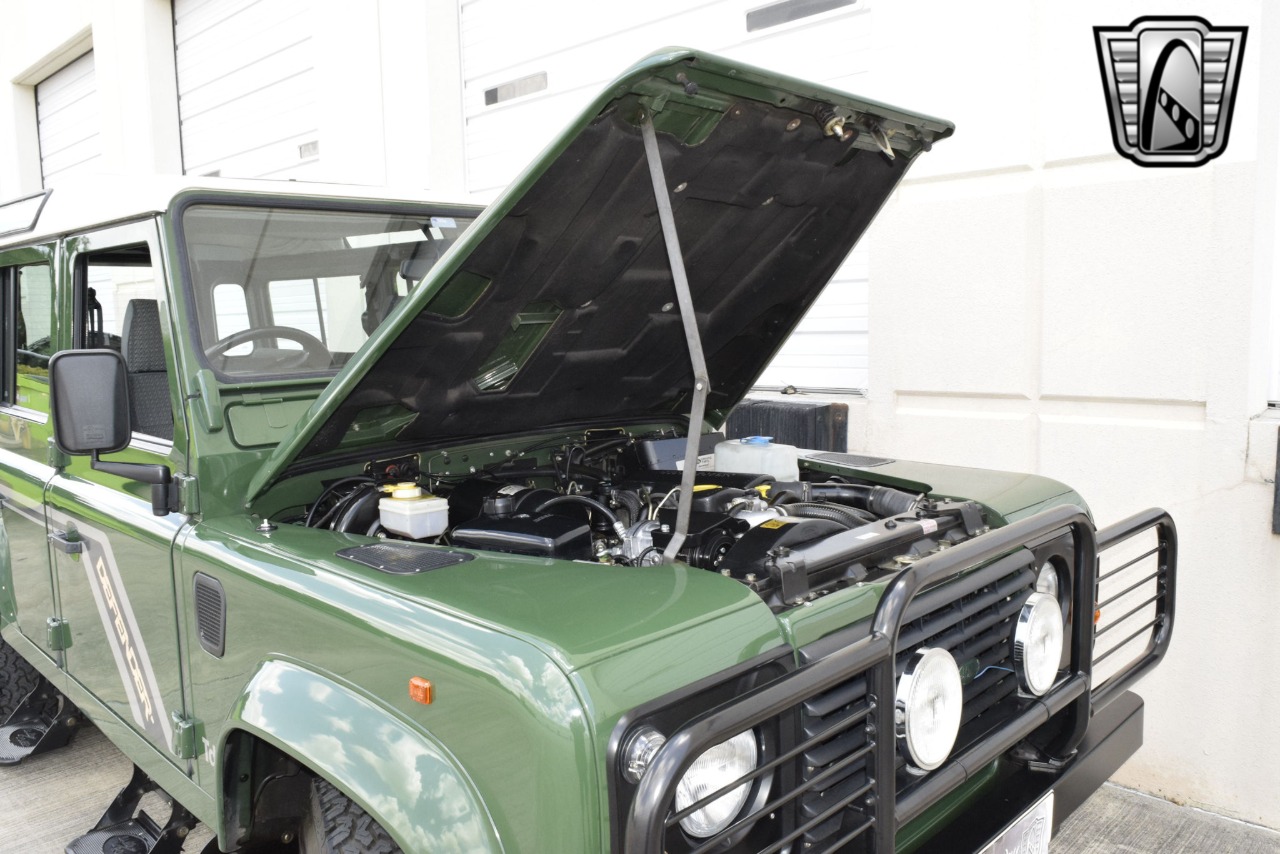1997 Land Rover Defender 18