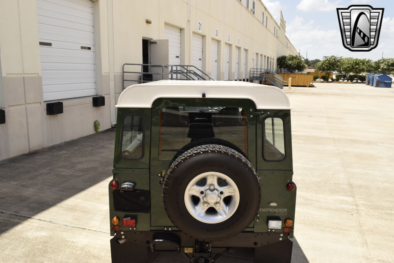 1997 Land Rover Defender 37