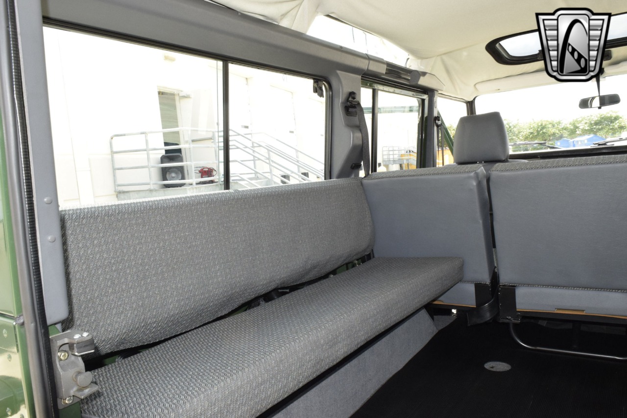 1997 Land Rover Defender 30