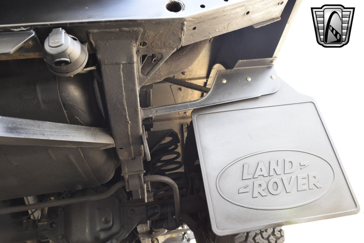 1997 Land Rover Defender 83