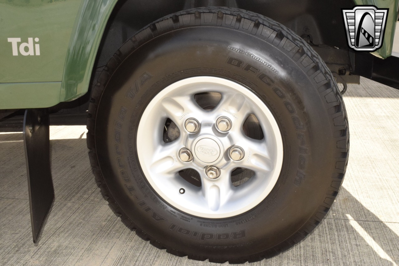 1997 Land Rover Defender 66