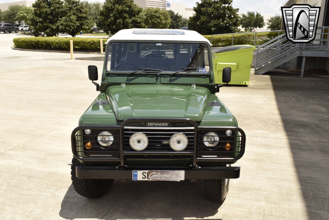 1997 Land Rover Defender 46