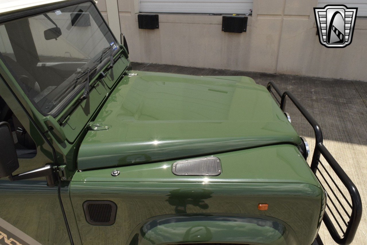 1997 Land Rover Defender 68