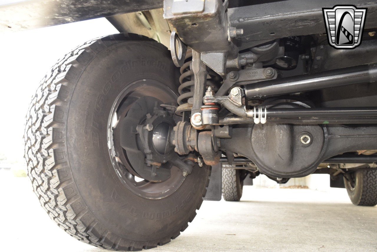 1997 Land Rover Defender 11