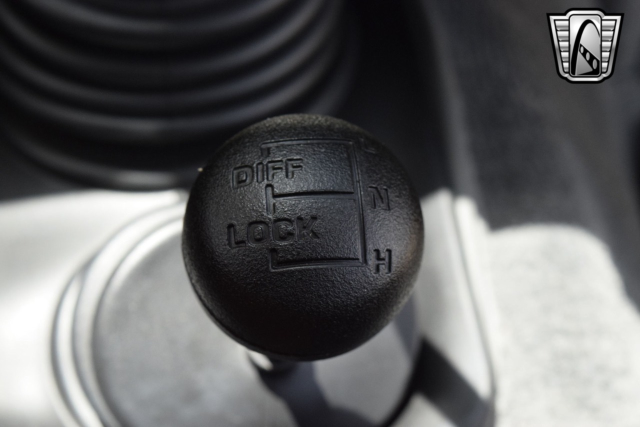 1997 Land Rover Defender 27