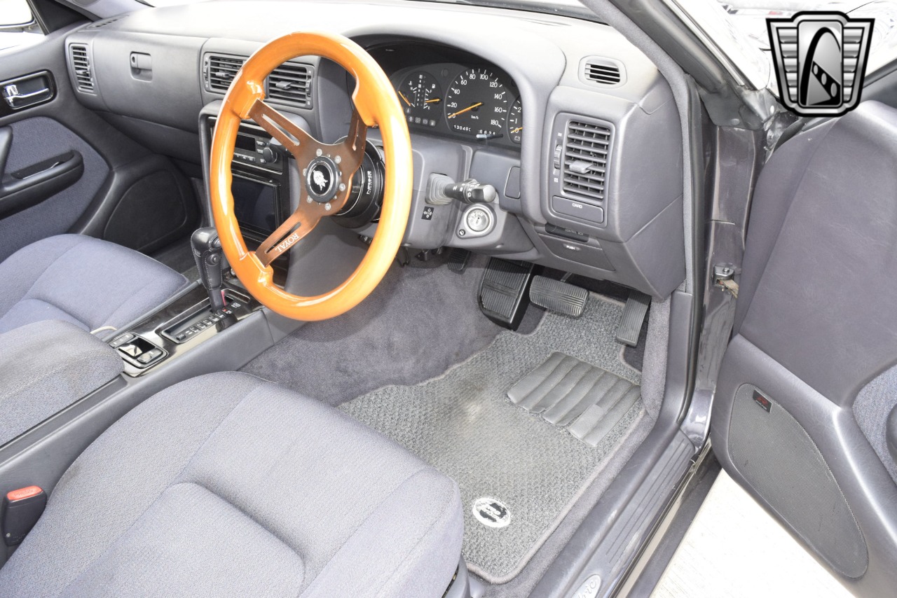 1993 Nissan Cedric 23