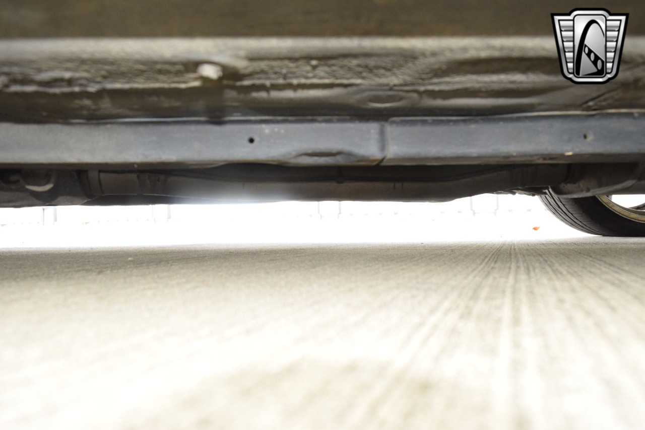 1993 Nissan Cedric 77