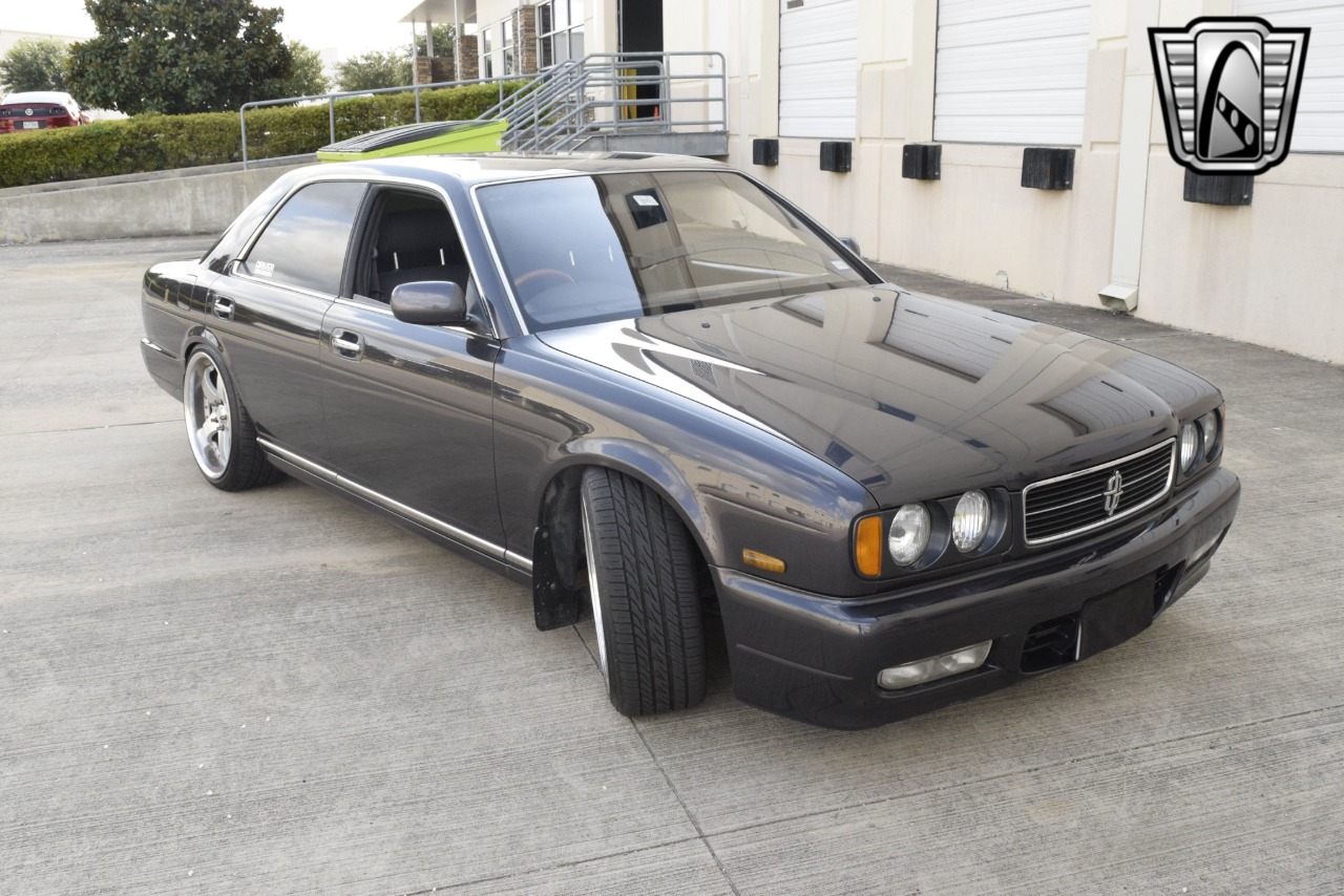 1993 Nissan Cedric 45