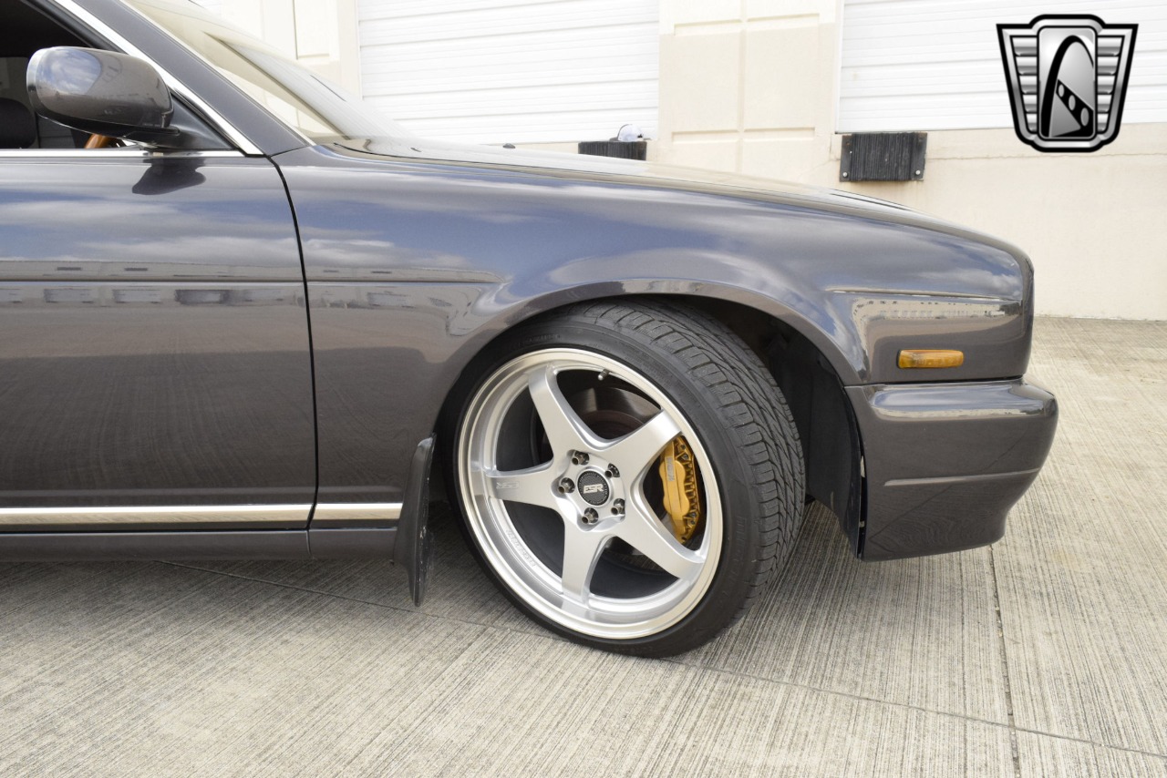 1993 Nissan Cedric 66