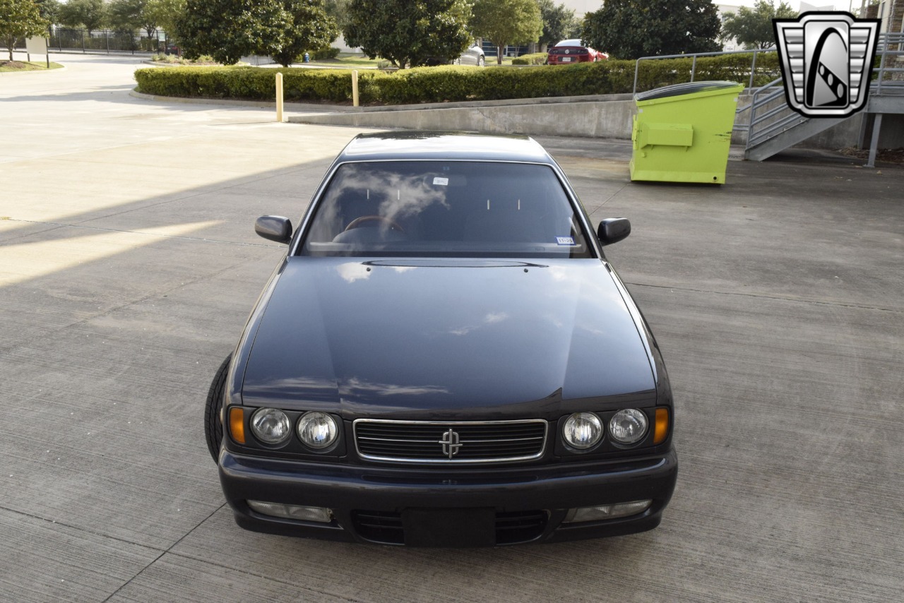 1993 Nissan Cedric 46