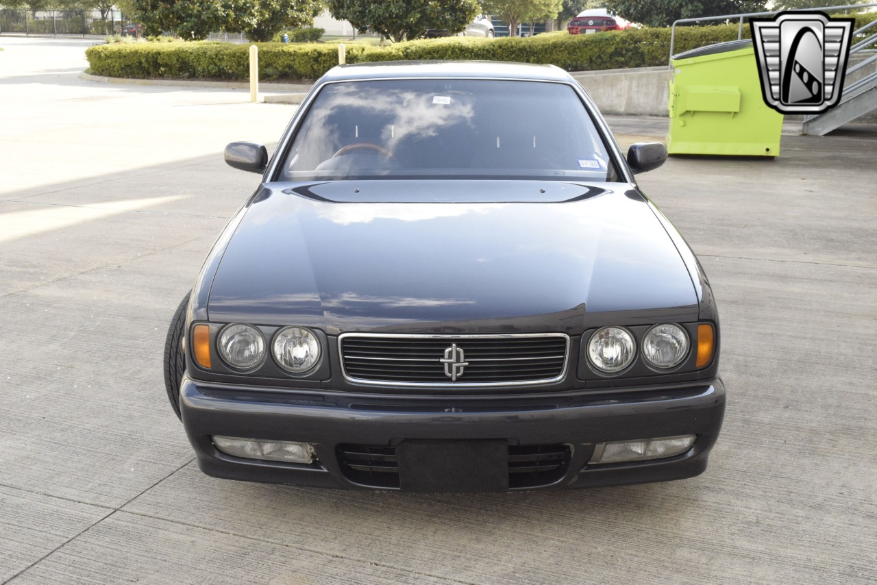 1993 Nissan Cedric 47