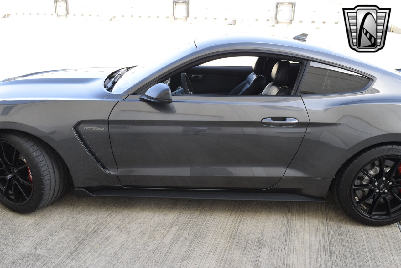 2020 Ford Mustang 55