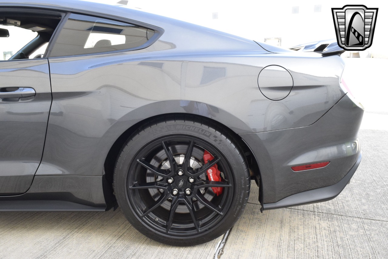 2020 Ford Mustang 57
