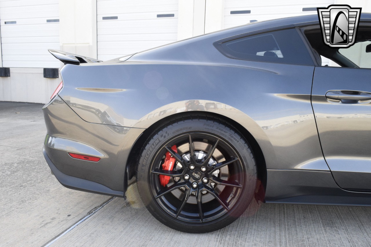 2020 Ford Mustang 62