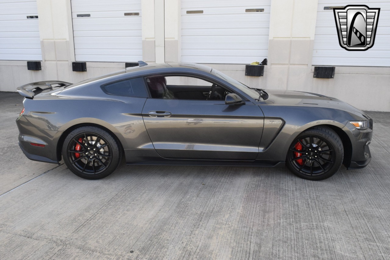 2020 Ford Mustang 5
